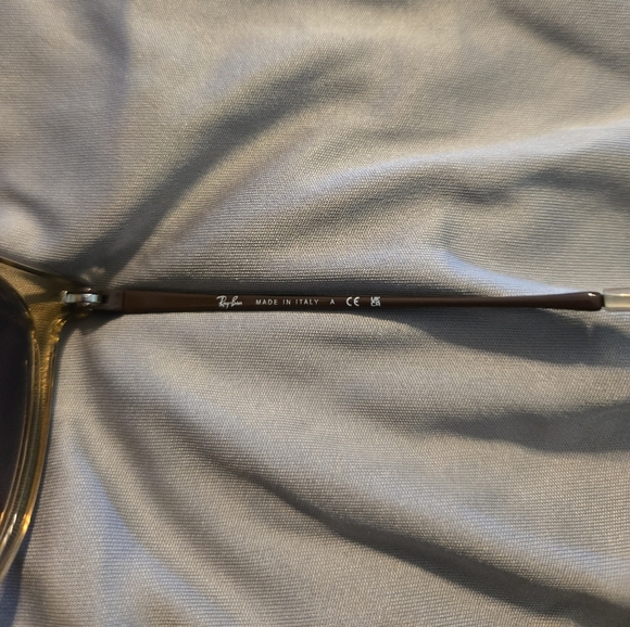 Ray-Ban Erika Classic Sunglasses - Picture 7 of 7